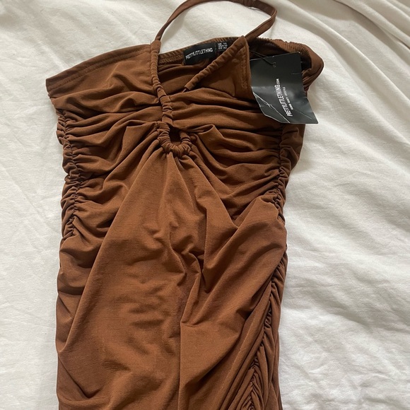 PrettyLittleThing - Slinky Dress - Picture 3 of 8